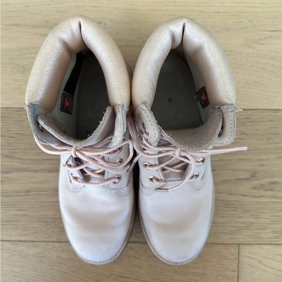 Timberland Leather Boots in Blush Pink Sz 7 - Picture 3 of 12